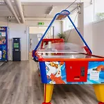 4 Person In *