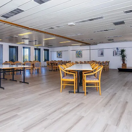 Apartamento 4 Person On A In *