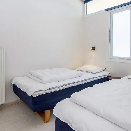 Apartment 4 Person On A In Glesborg